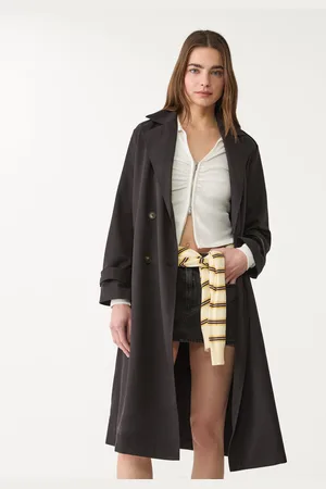 Stradivarius Trench fluido largo 24