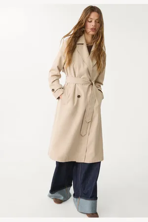 Stradivarius Trench fluido largo 30