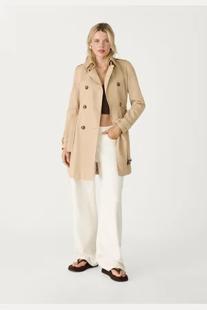Stradivarius Trench corto 30