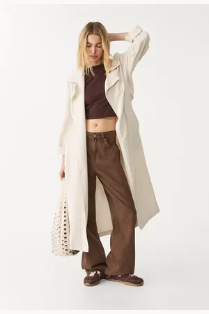 Stradivarius Trench fluido largo cinturón 32