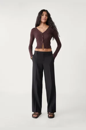 Stradivarius Pantalón vestir bolsillos 24