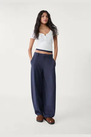 Stradivarius Pantalón vestir baggy nervio 28