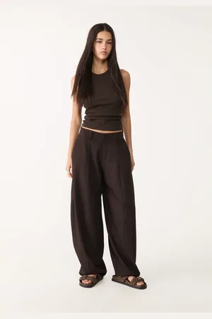 Stradivarius Pantalón vestir baggy nervio 28