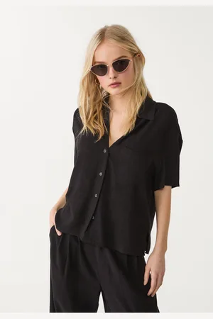 Stradivarius Camisa manga corta con lino 28