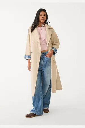 Stradivarius Trench largo vuelta cuadros 26