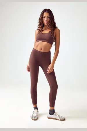 Stradivarius Top crop costura invisible 30