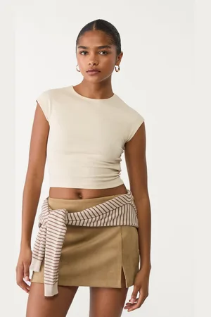 Stradivarius Camiseta básica ajustada crop 28