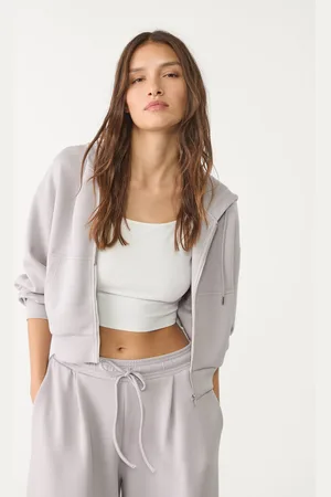 Stradivarius Chaqueta con capucha tacto suave 26