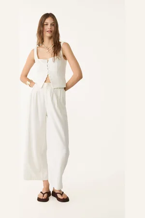 Stradivarius Top tirantes botones con lino 24