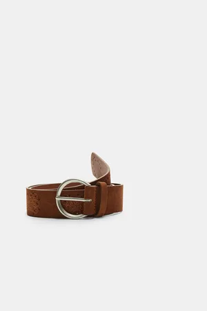 Stradivarius Cinturón hebilla media luna 70