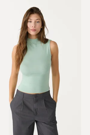Stradivarius Camiseta básica ajustada cuello perkins 24