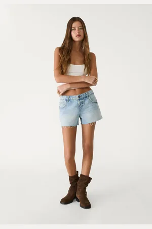 Stradivarius Shorts mini denim 22