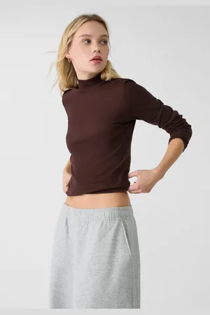Stradivarius Camiseta cuello subido 32