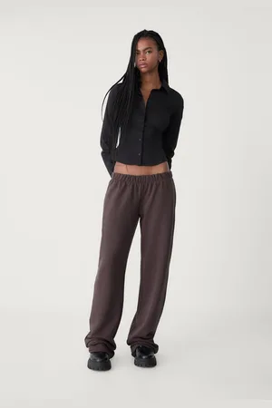 Stradivarius Pantalón felpa wide leg 24