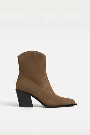 Stradivarius Botines cowboy piel 26