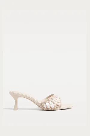 Stradivarius Sandalias de tacón con detalles ovalados 23