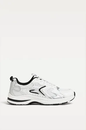 Stradivarius Zapatillas deportivas detalle 24