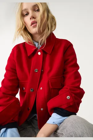 Stradivarius Cazadora corta soft 30