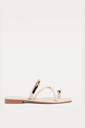 Stradivarius Sandalias planas detalle metálico 24
