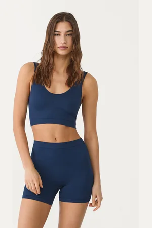 Stradivarius Shorts básico seamless 26