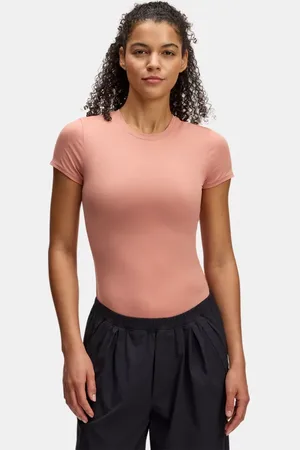 Under Armour Playera de manga corta UA Meridian Core para mujer