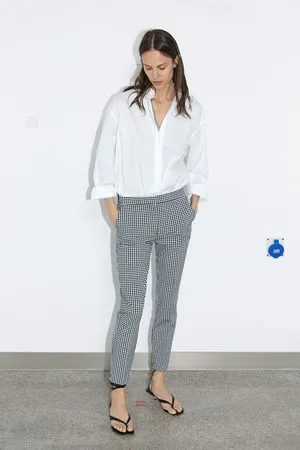 Pantalones de cuadros Zara para Mujer