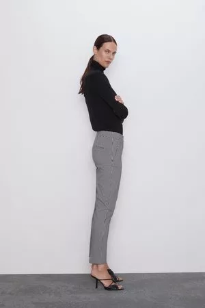 Mira vistazo Limpiar el piso Pantalones de cuadros de Zara para mujer | FASHIOLA.mx